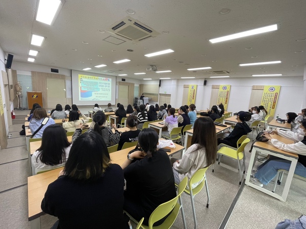 2022.05.10통일교육_유아교육과 (8).jpg